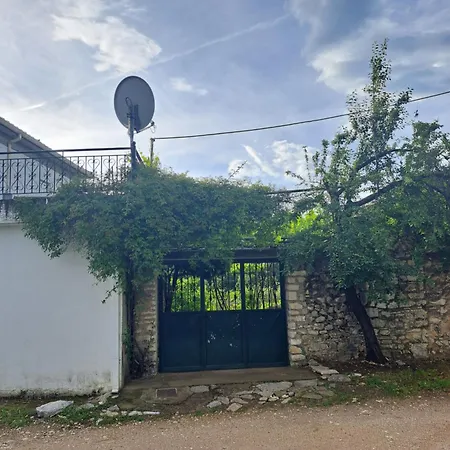 Patara's Alloggio in famiglia Sarandë